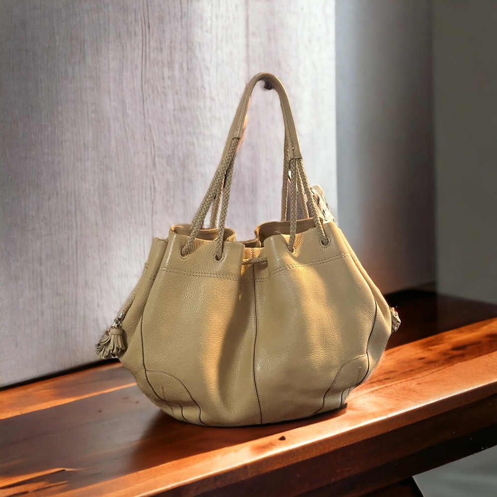 Large beige hobo leather bag